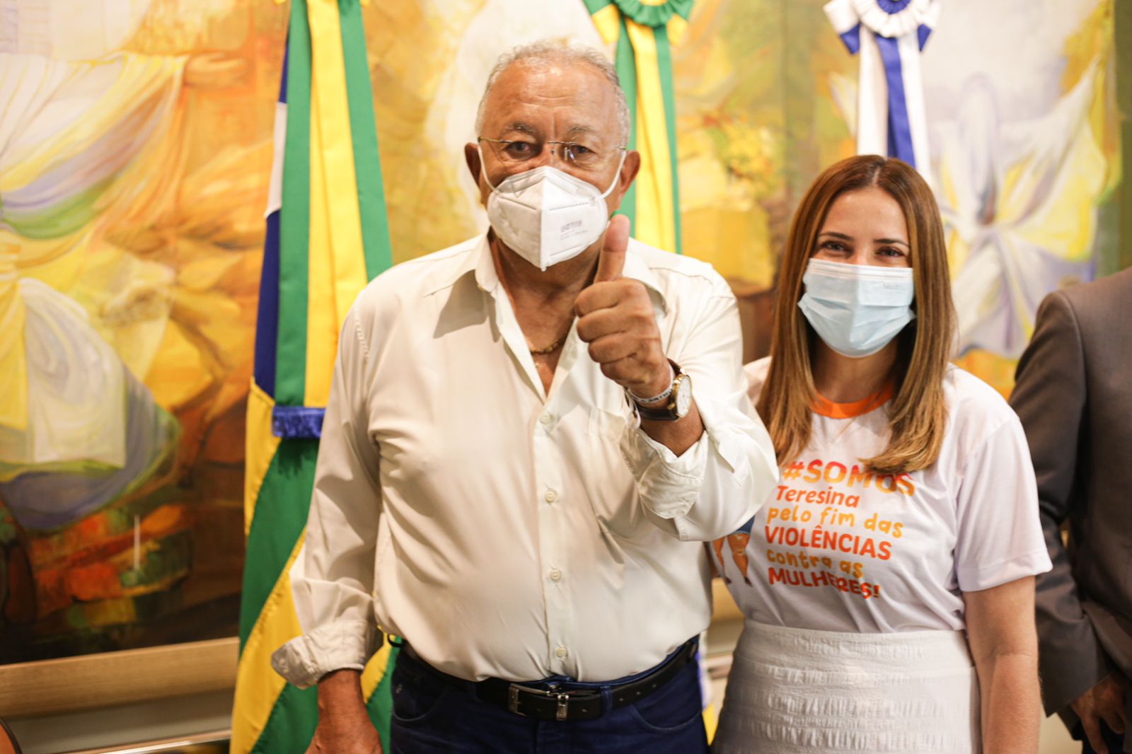 Prefeito Dr. Pessoa e a secretária da SMPM, Karla Berger durante lançamento da campanha Laço Branco Fotos: Rômulo Piaulino/SEMCOM