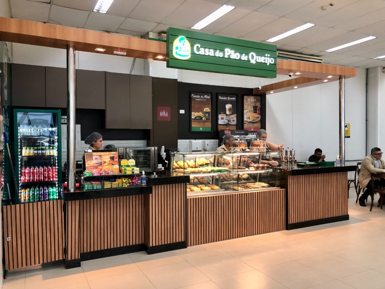 Aeroporto de Teresina amplia opções de alimentação e inaugura novo