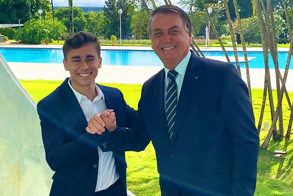 Deputado mais votado do país mobiliza evangélicos por Bolsonaro