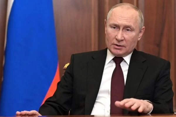 E-mails vazados relatam que Putin tem dois cânceres e Parkinson