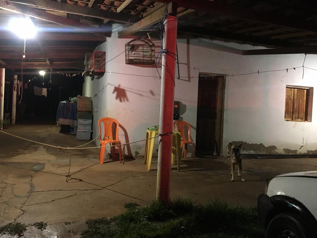Homem é morto e mulher baleada no interior do Piauí; filha pequena saiu ilesa