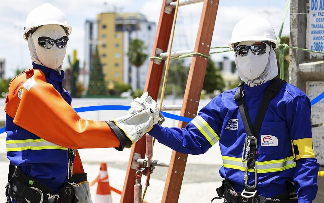 Teresina Ceneged Abre 24 Vagas Para Eletricista Predial E Líder Eletricista Salário De Até R2 4349