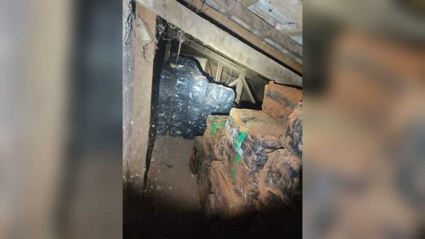 Choque encontra mais de três toneladas de maconha em forro de casa no Jardim Aeroporto