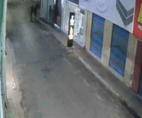 Homem usa cavalo furtado para realizar arrombamentos no Piauí, e é preso dormindo na rua