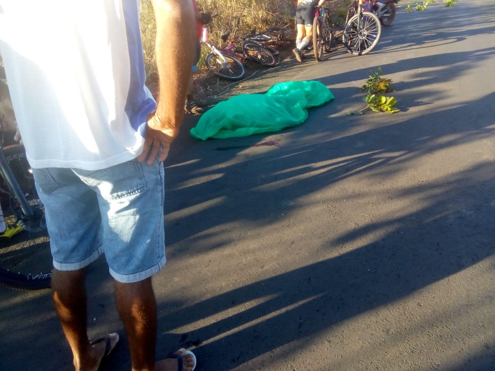 Ciclista morre atropelada em Barras