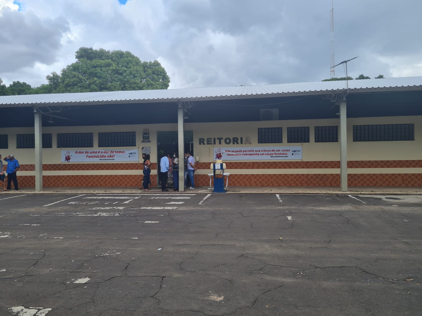 Caso Jana Na Bezerra Estudantes Fazem Protesto E Ocupam Reitoria Da