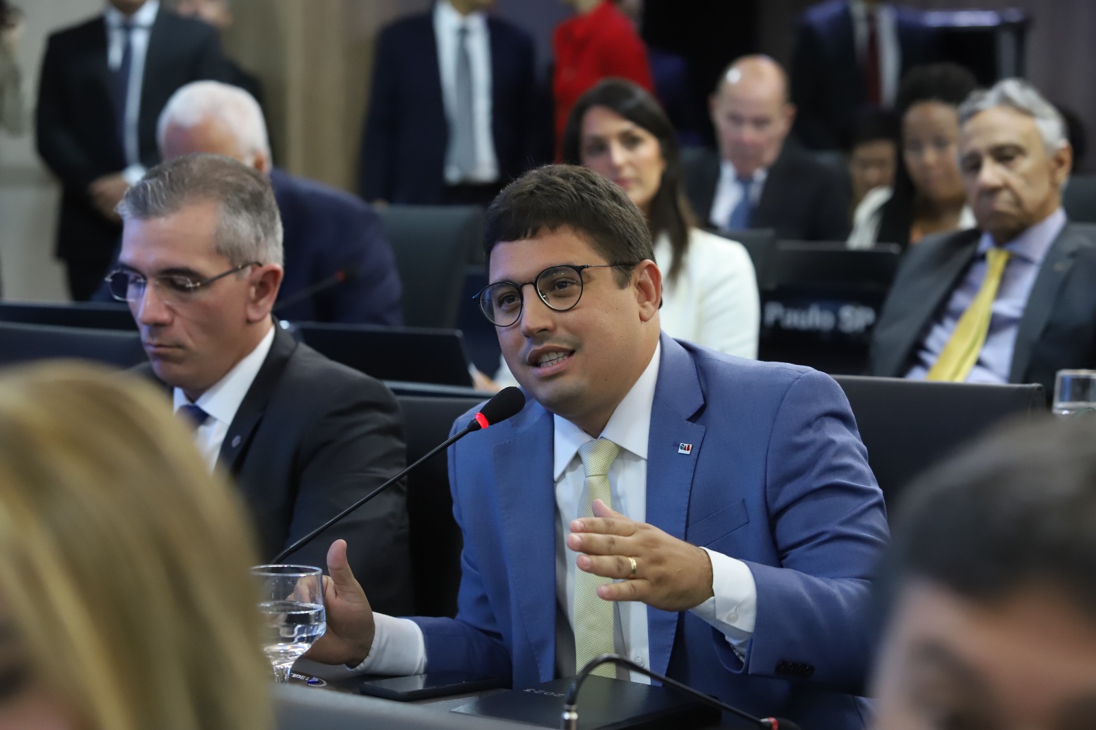 Dr Carlos Júnior