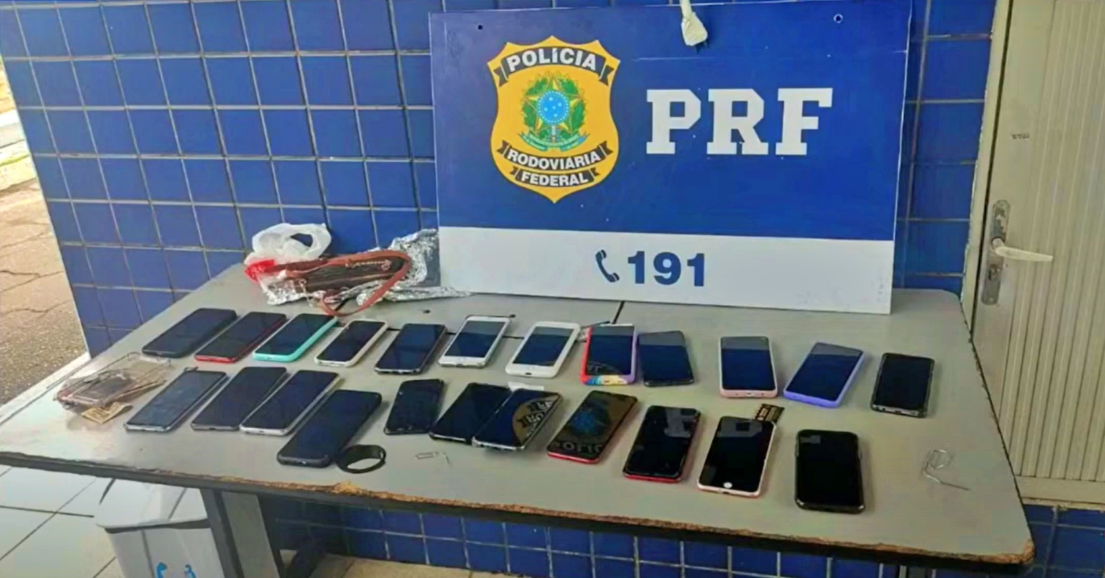 Prf Apreende Celulares Roubados Na Festa De Wesley Safad O No Piau