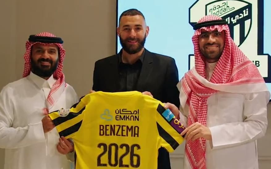Benzema é anunciado pelo Al-Ittihad