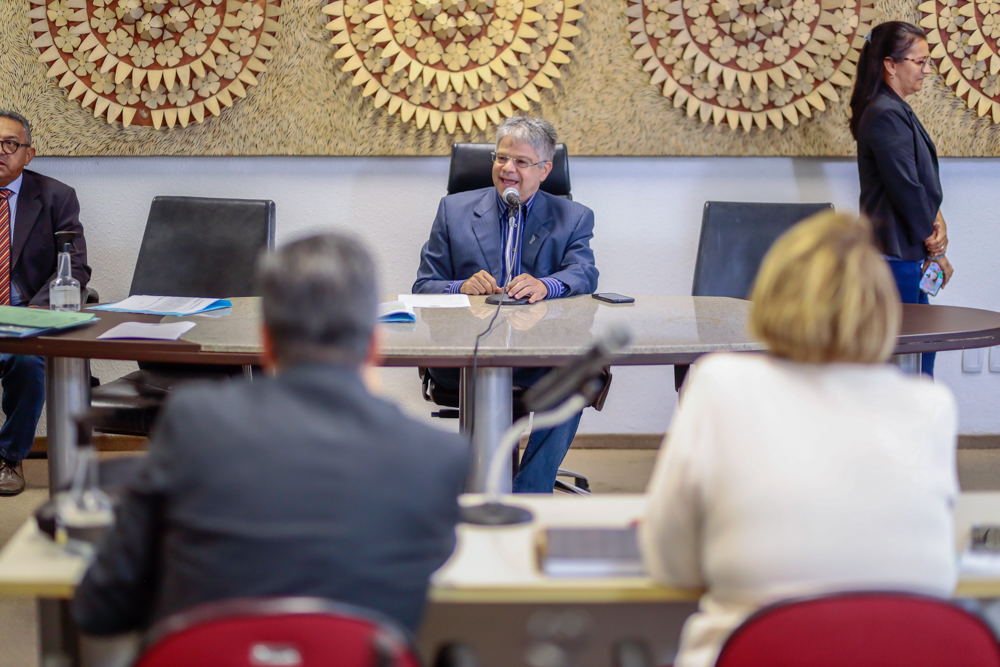 Comissão de Administração aprova aumento do limite de consignado do servidor estadual