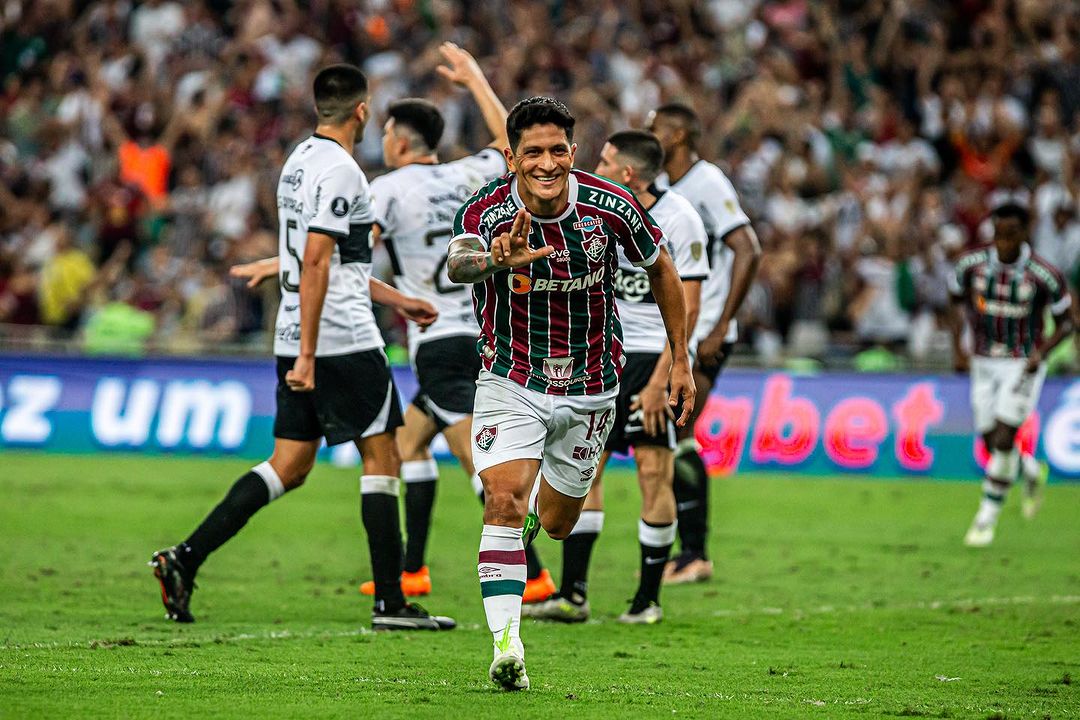 Fluminense avança e enfrenta o Internacional na semi da Libertadores