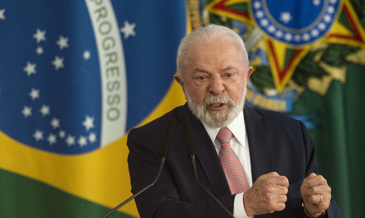 Pós-cirúrgico de Lula pulveriza poder e emperra articulação do