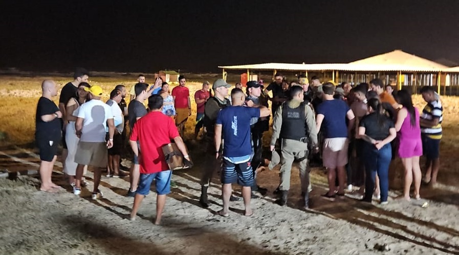 Homem é morto durante tiroteio em evento na praia de Atalaia, em Luís Correia