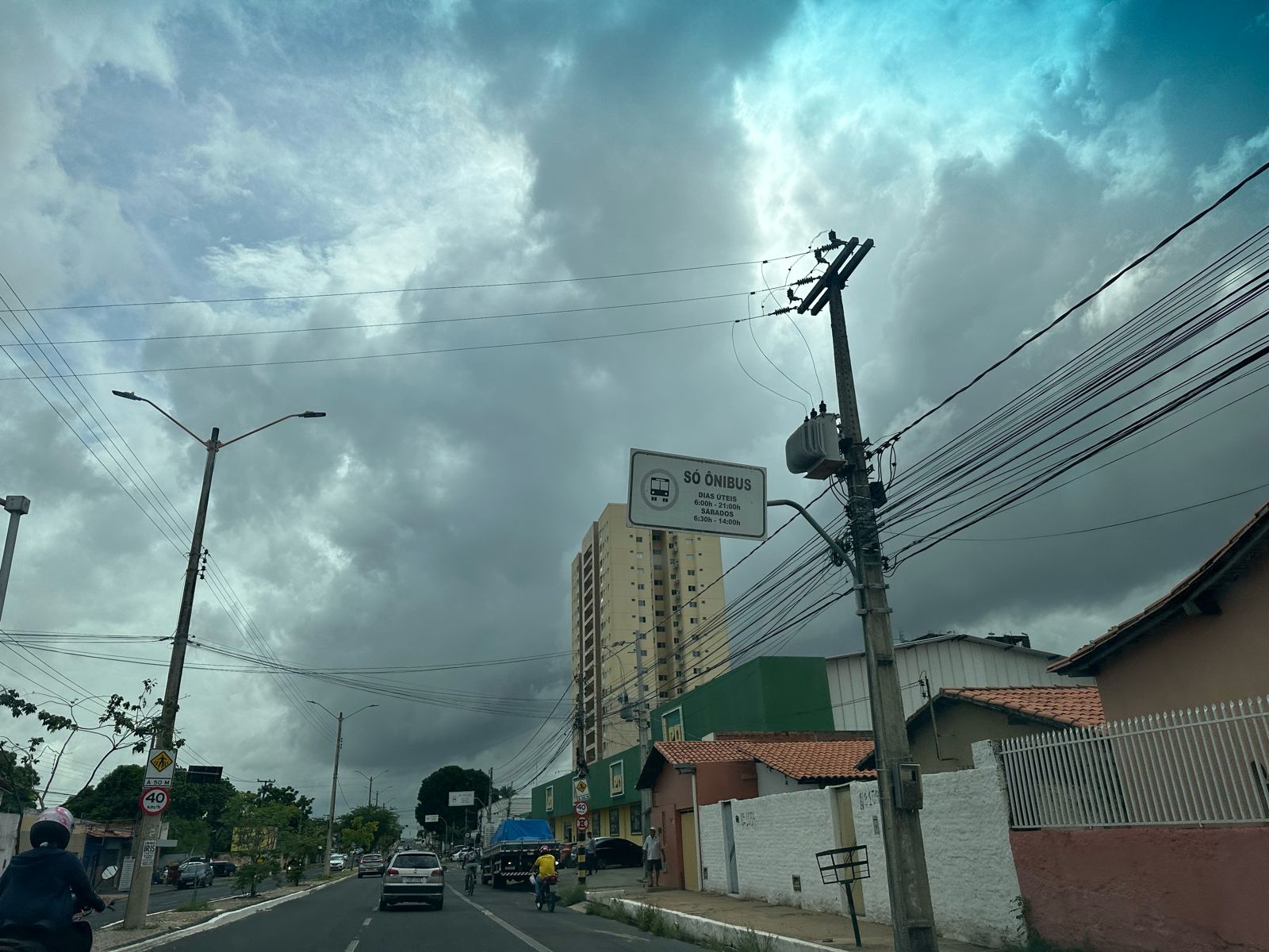 Terça-feira de Carnaval tem alerta para fortes chuvas no Piauí.