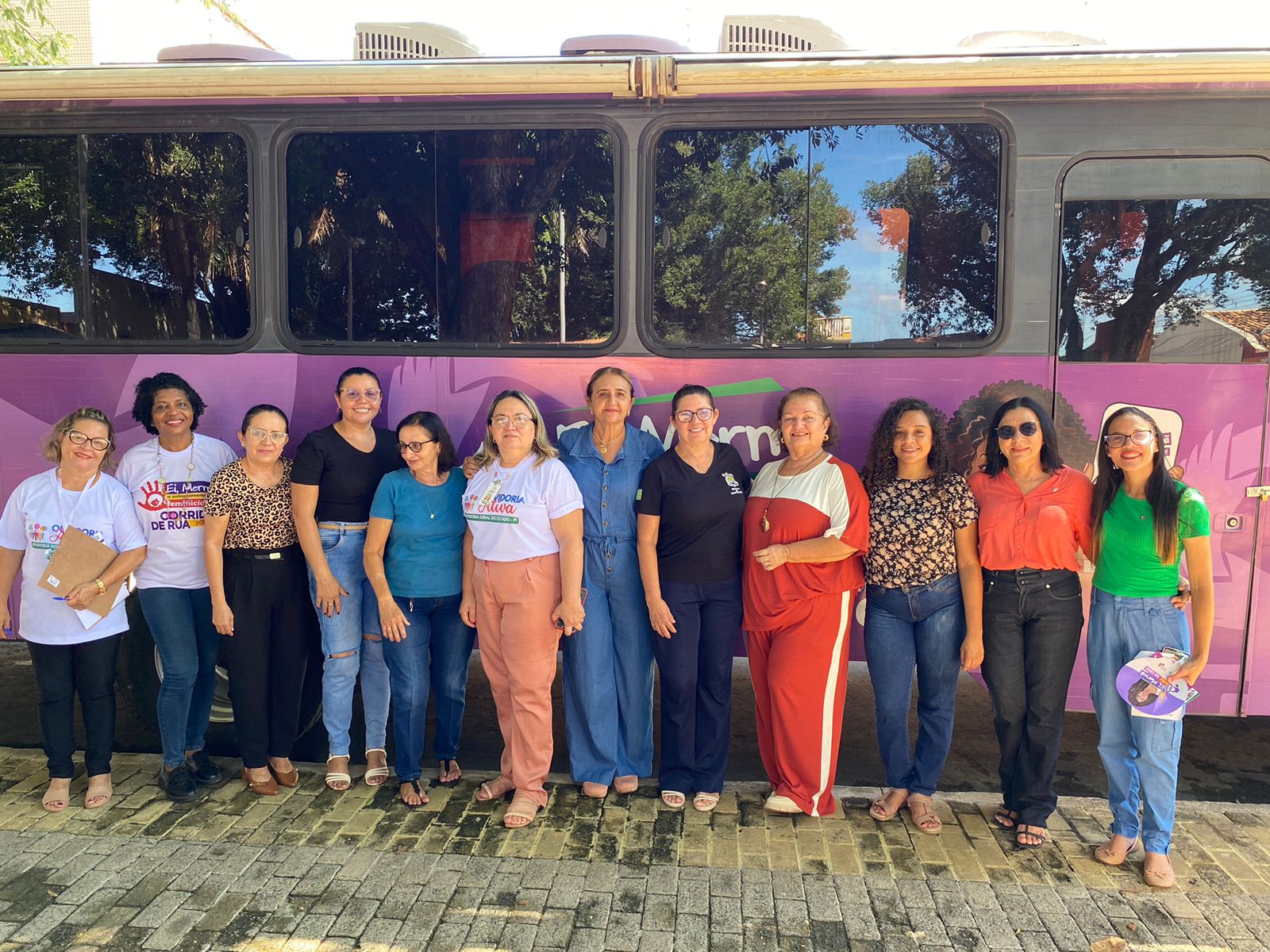 Ação do Ônibus Lilás  de prevenção à violência doméstica é realizada em Piracuruca