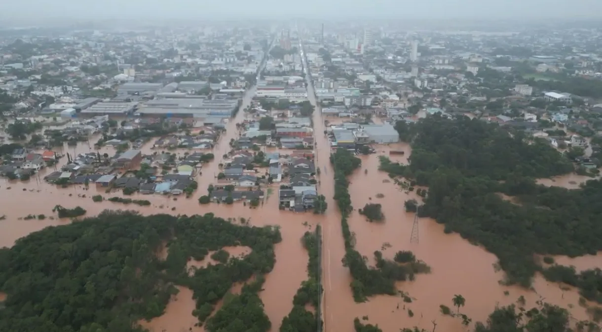 Imagens de drone mostram dimensão da enchente em Venâncio Aires, no Rio Grande do Sul