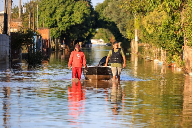 Nova lei altera Orçamento de 2024 para facilitar repasses para o Rio Grande do Sul