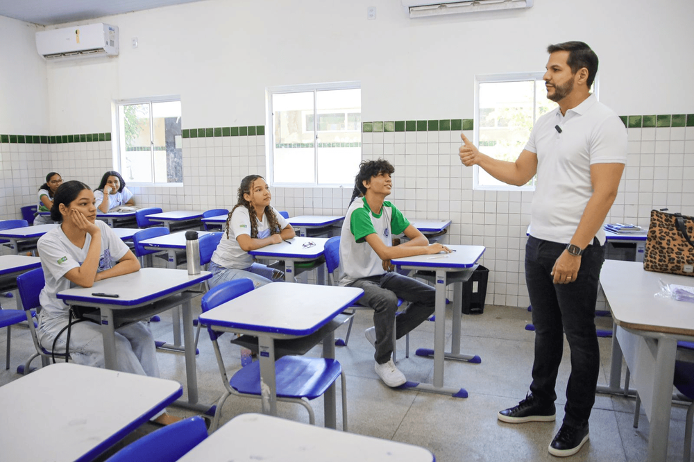 Secretário Washington Bandeira acompanha 2ª fase do Torneio de Matemática das Escolas Estaduais