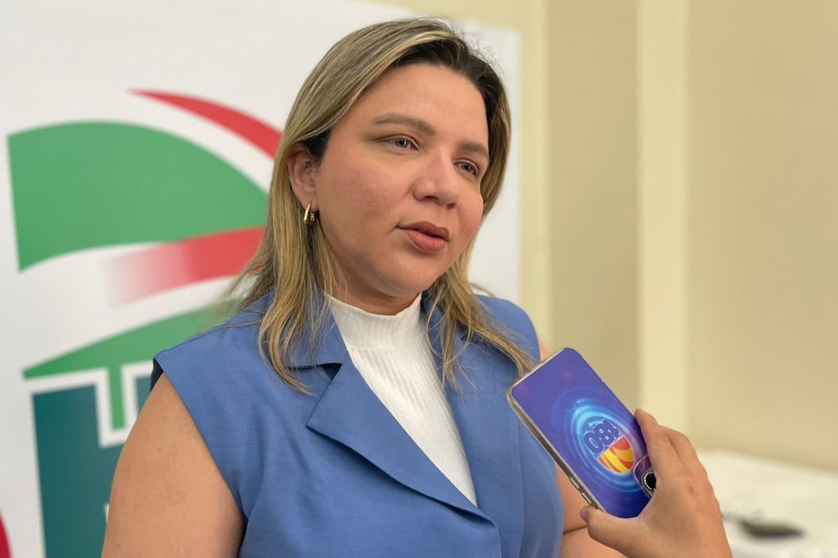 Diretora-geral do Hospital Getúlio Vargas, Nirvania Carvalho