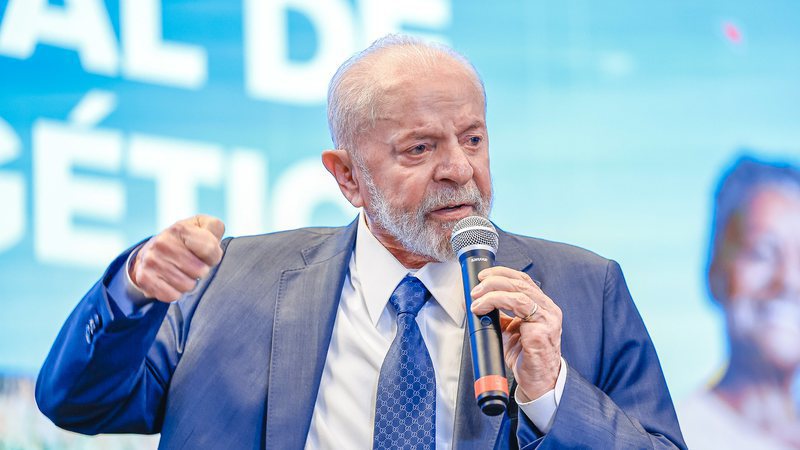 Lula torce por vitória de Kamala Harris mas adota postura cautelosa