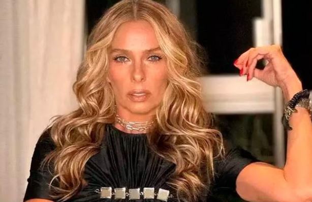 Adriane Galisteu atualiza estado de saúde após diagnóstico de síndrome do piriforme