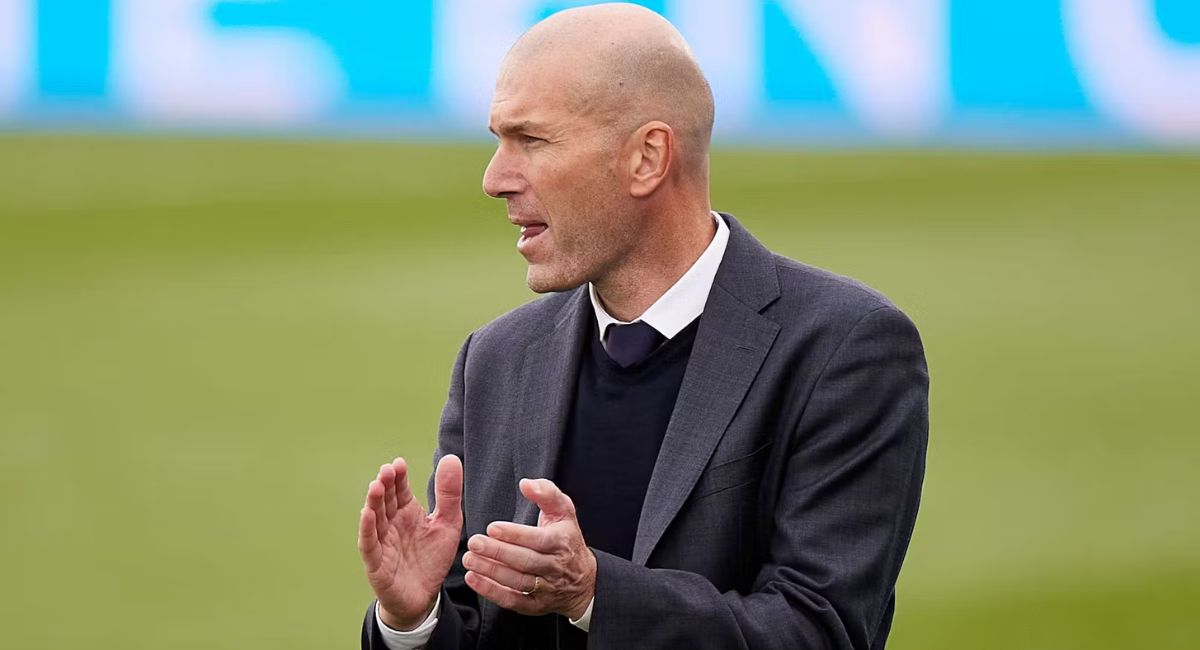 Zidane destaca trio de jogadores que mais o impressiona no futebol atual