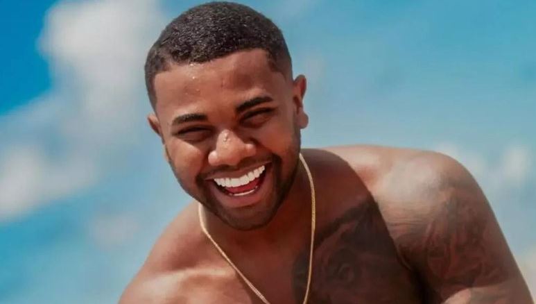 Davi Brito aposta em carreira inusitada e promete