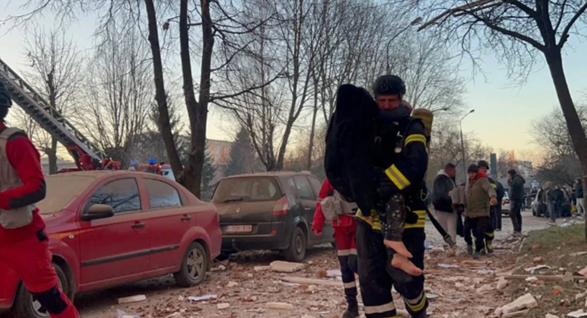 Russian attack with drones and missiles leaves 25 dead in Ukraine