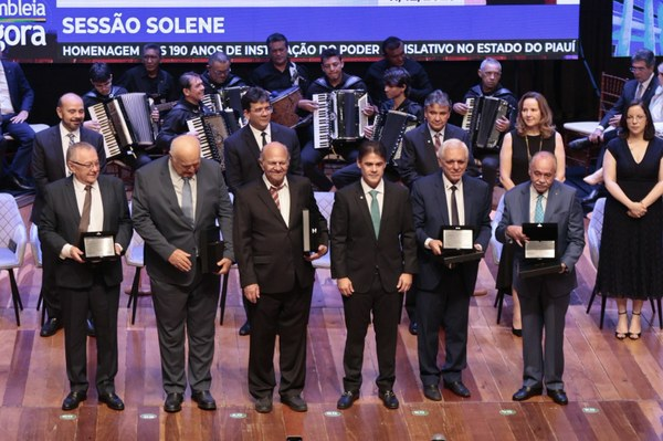 190 anos da Alepi: cerimônia ressalta conexão do Legislativo com a população