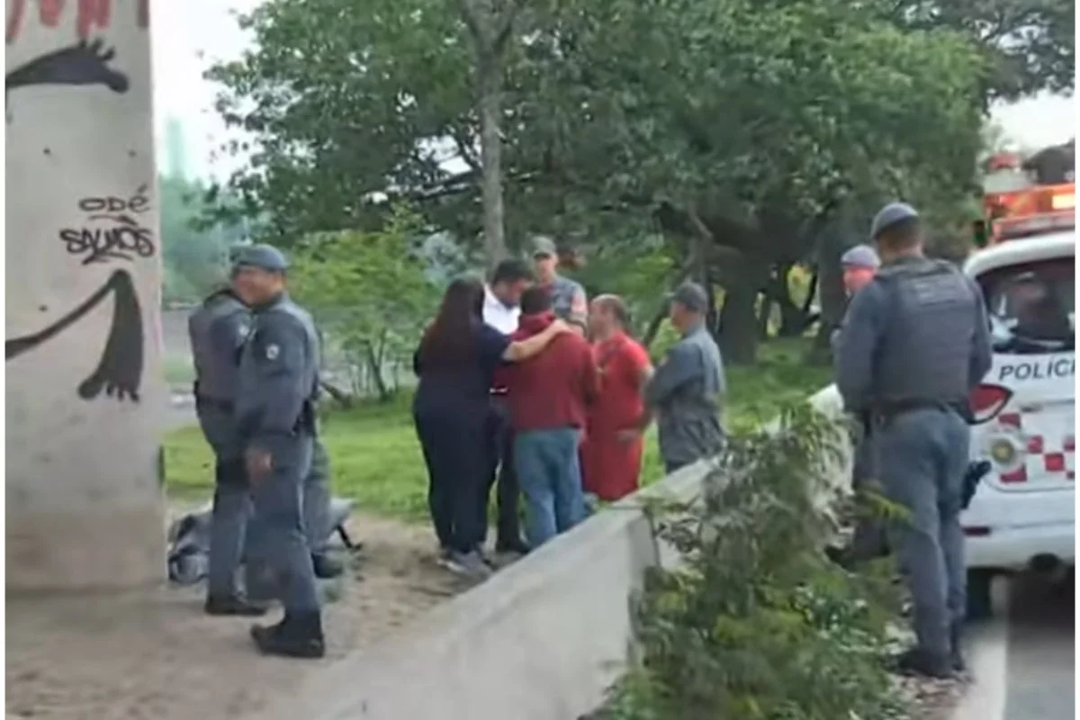 Corpo de motorista arrastado durante temporal é encontrado em SP