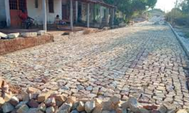 Idepi inicia pavimentação em paralelepípedo em vias urbanas de Picos