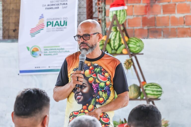 Júnior do MP3 ressalta a importância dos alimentos para a cozinha solidária do projeto que coordena