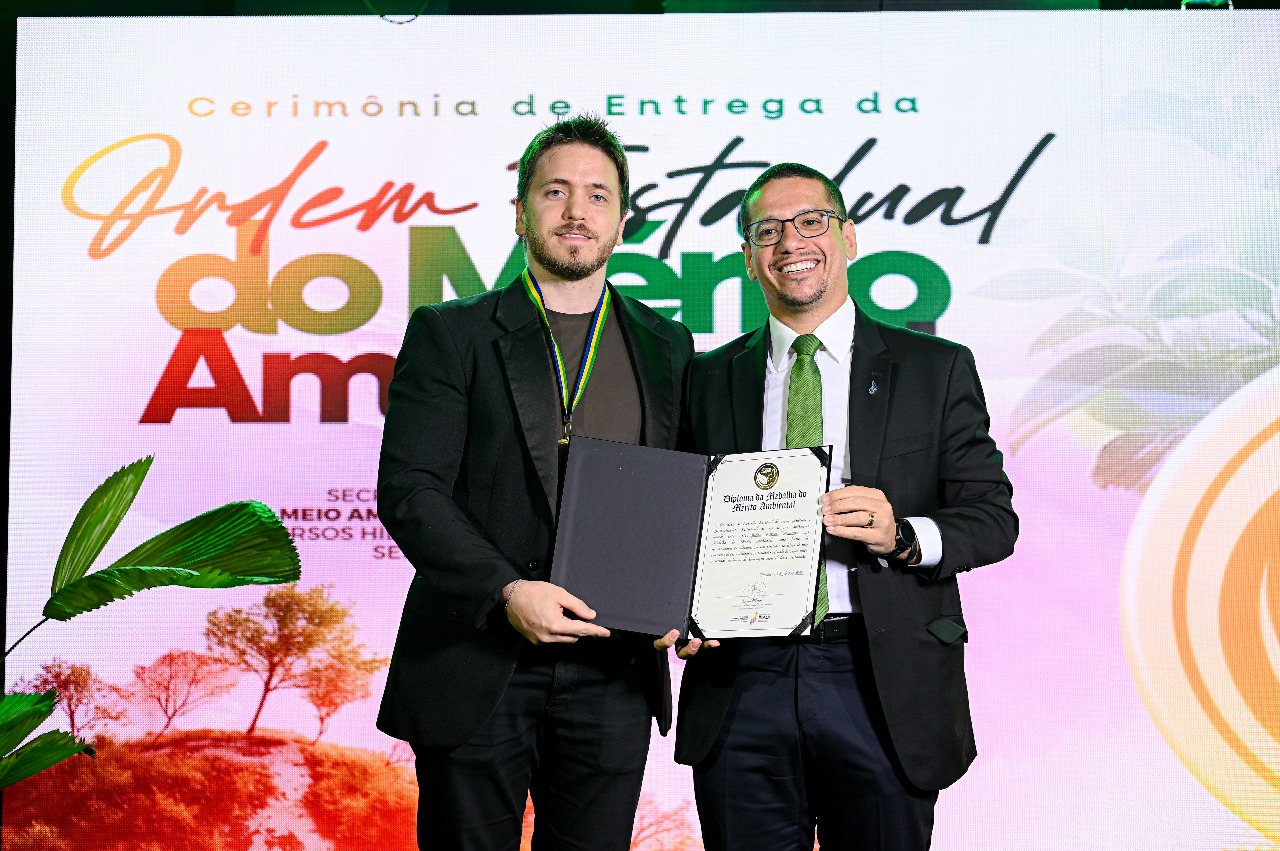André Barbosa Nogueira é homenageado com Medalha de Honra ao Mérito Ambiental