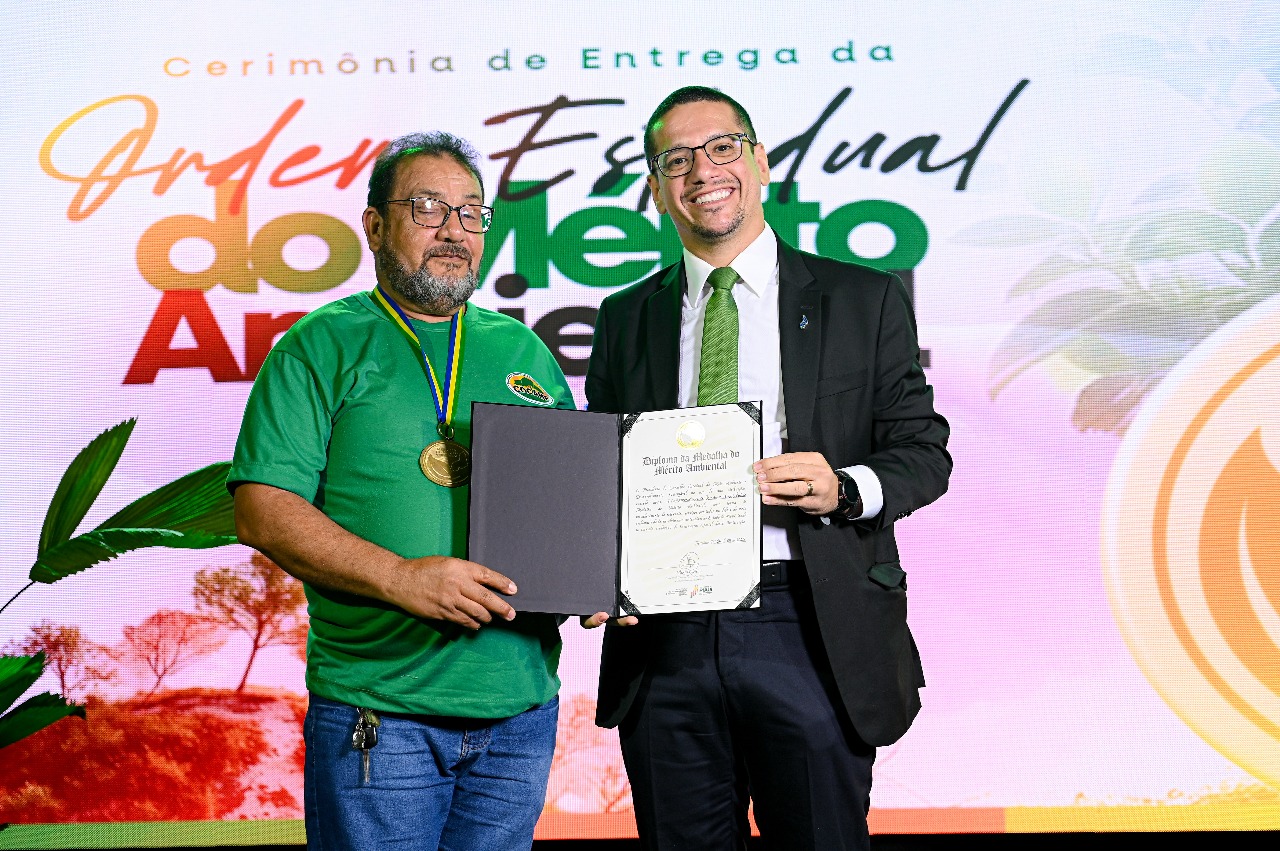Cooperativa de Catadores de Materiais Recicláveis de Manoel Emídio é homenageada por seu compromisso