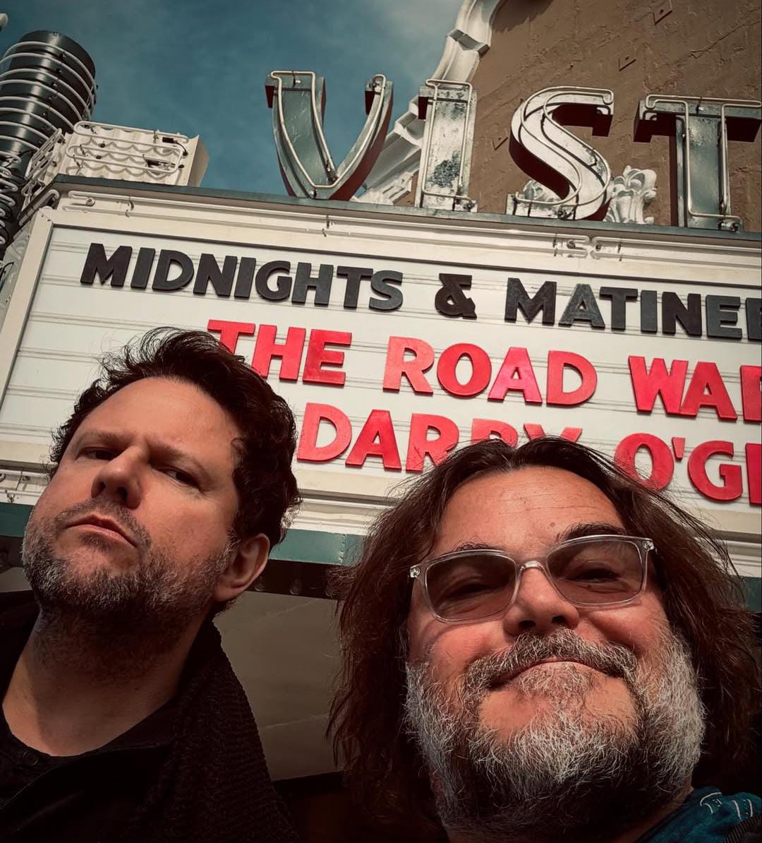 Selton Mello e Jack Black passeiam por Los Angeles após gravação