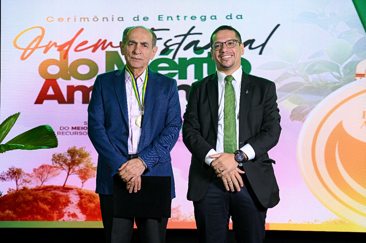 Senador Marcelo Castro é homenageado com Medalha de Honra ao Mérito Ambiental
