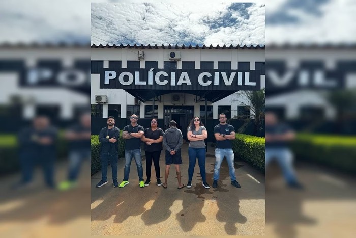 Tentativa de feminicídio: mulher é presa por esfaquear a ex em Goiás