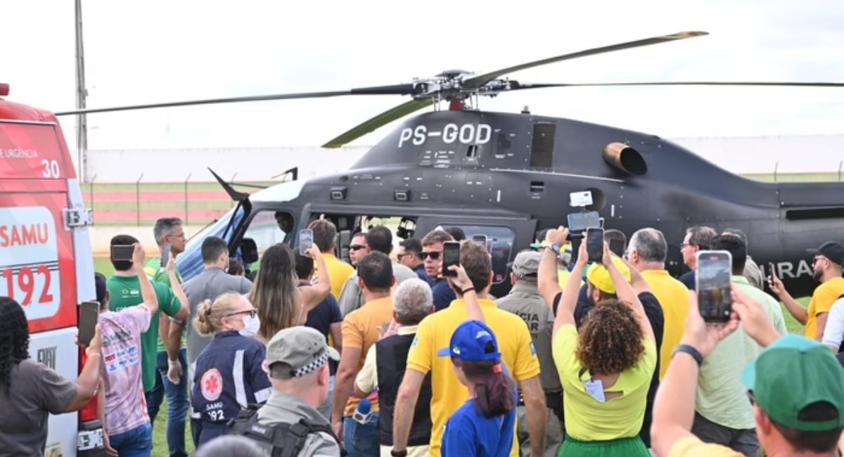 Bolsonaro Passa Mal no RN e Pode Ser Transferido para SP de Jato