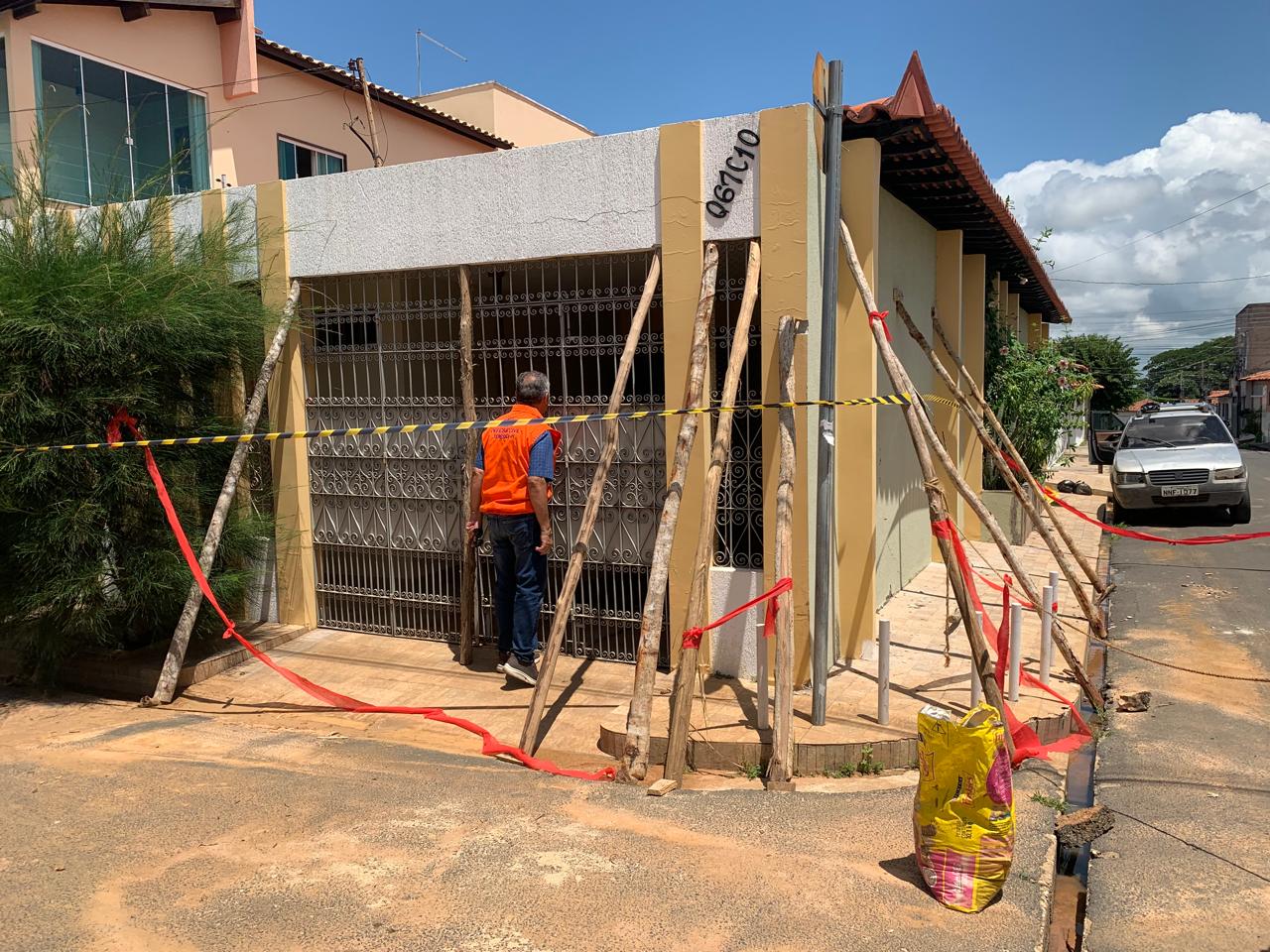 Defesa Civil interdita residência com estrutura comprometida na zona Sul de Teresina