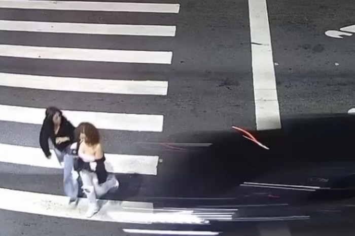 Motorista que atropelou e matou jovens estava em racha, diz testemunha