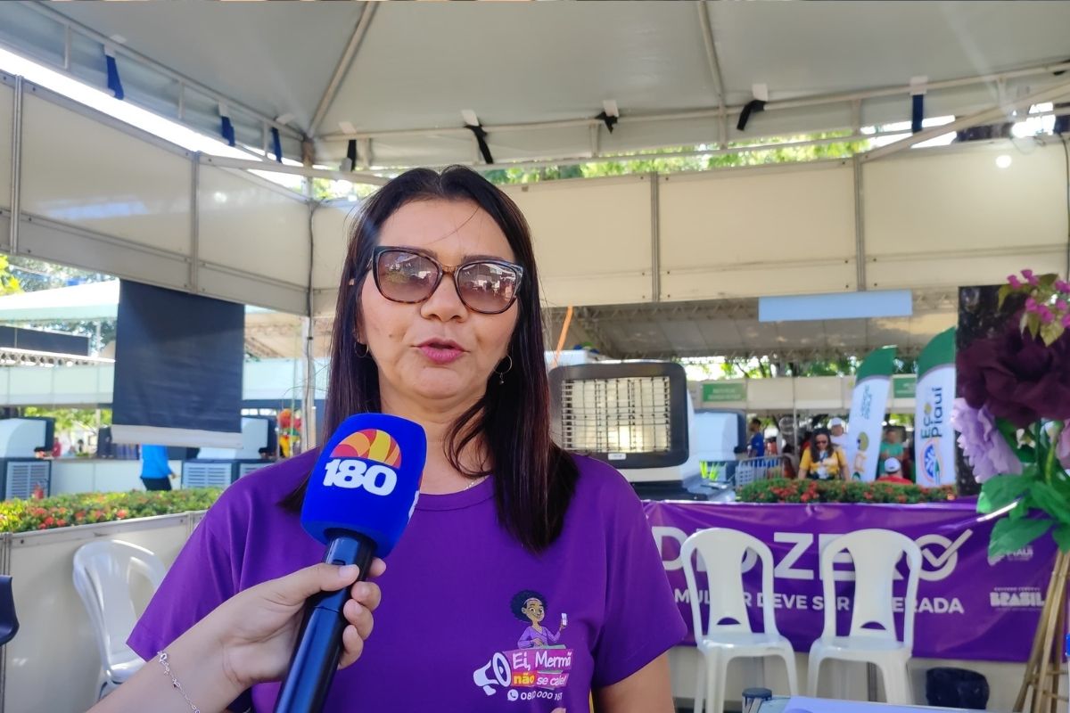 Nilce Araújo assistente social