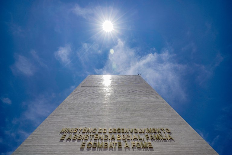 Fachada da Sede do Ministério de Desenvolvimento Social - MDS