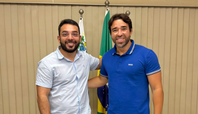 Marden Menezes e o prefeito Francisco Emanuel