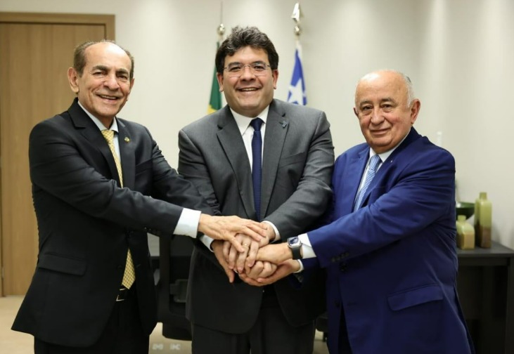 Com apoio Rafael e Lula, Marcelo Castro e Júlio César lideram disputa ao Senado, aponta Amostragem