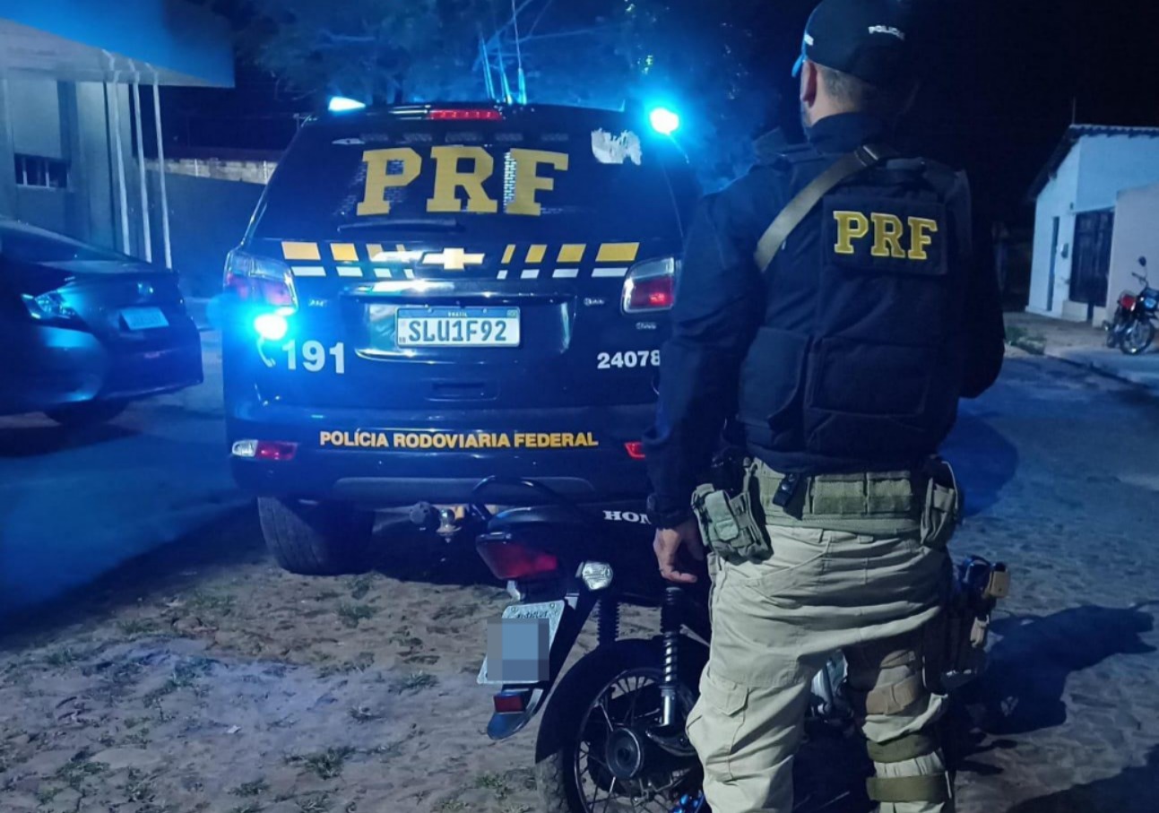 Motocicleta adulterada é apreendida durante abordagem da PRF