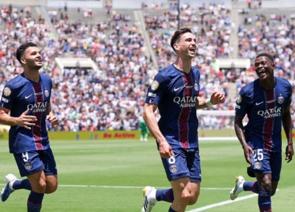 PSG atropela Atlético de Madrid e lidera grupo do Botafogo