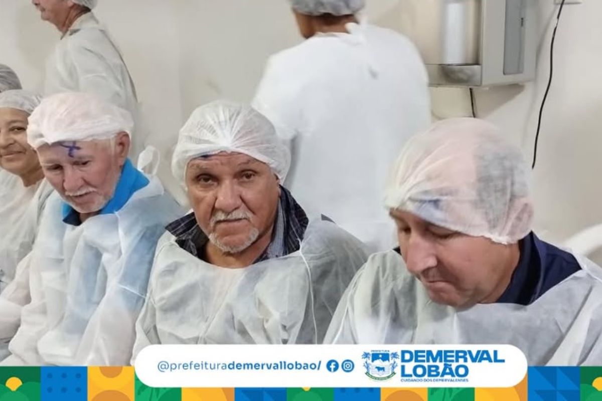 Demerval Lobão participa de mutirão de cirurgias de catarata em Teresina
