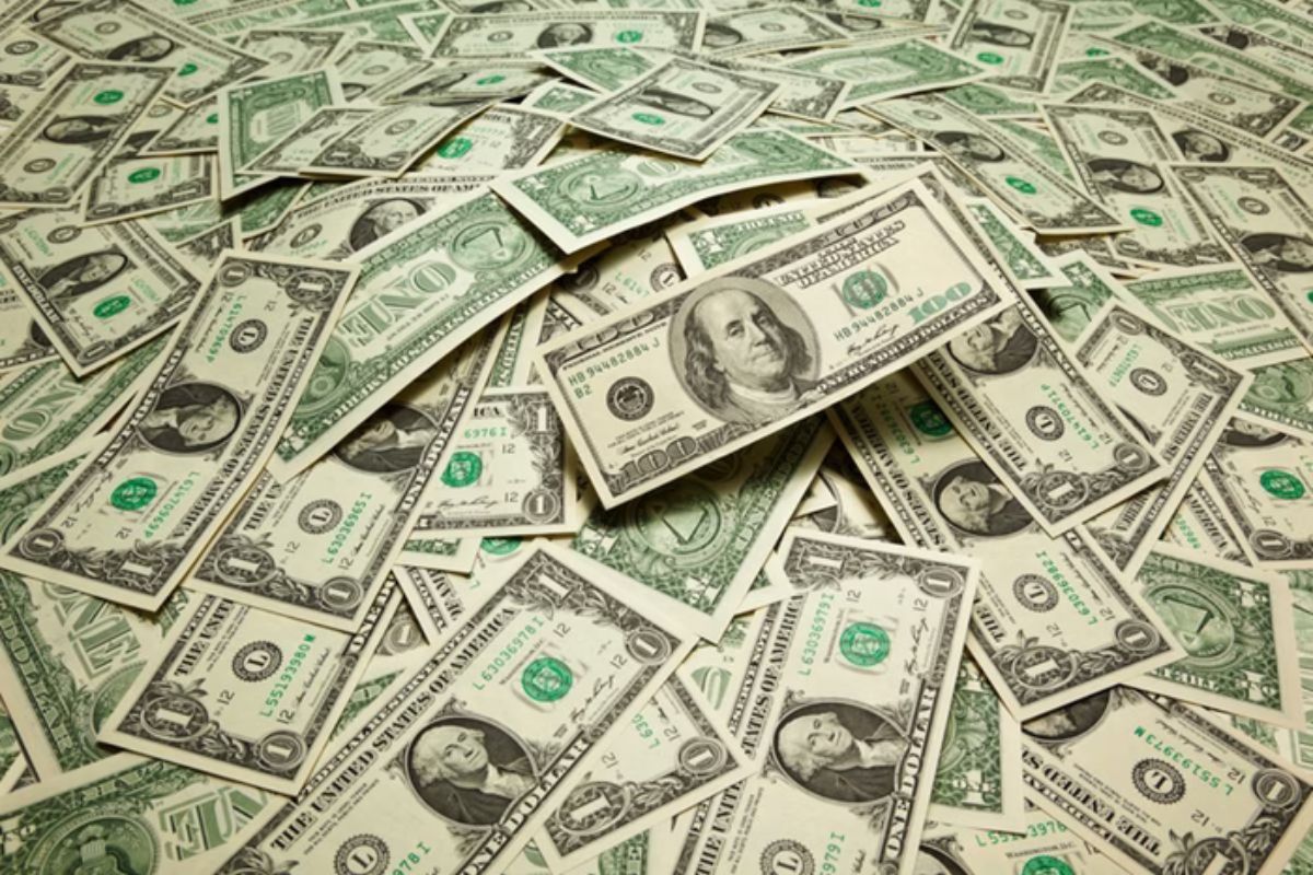 Dolar