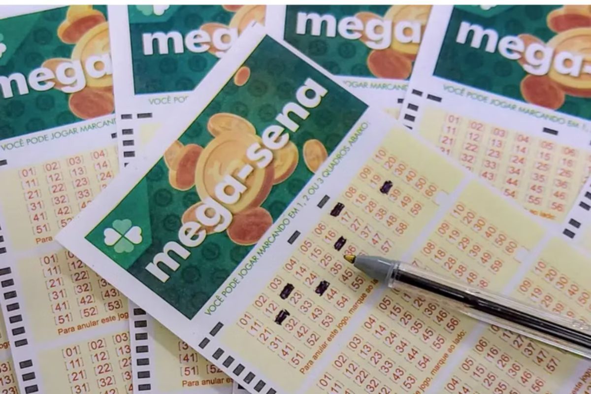 Mega-Sena acumula e atrai apostadores com prêmio de R$ 36 milhões