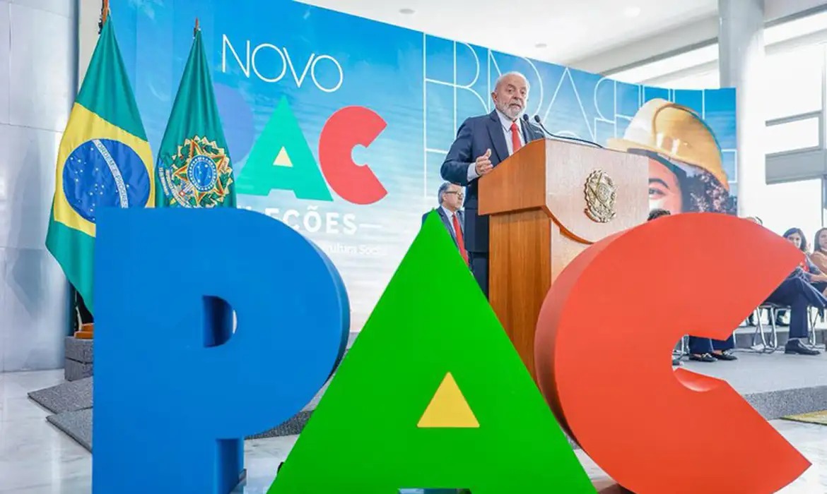 Lula anuncia R$ 9,7 bilhões em investimentos para transporte público no PAC Seleções